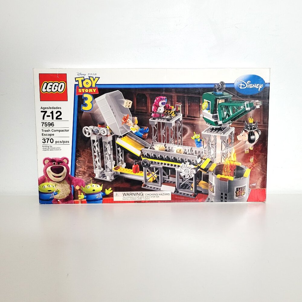 Retired Lego Set 7596: Toy Story 3 - Trash Compactor Escape Lostso Woody - NEW
